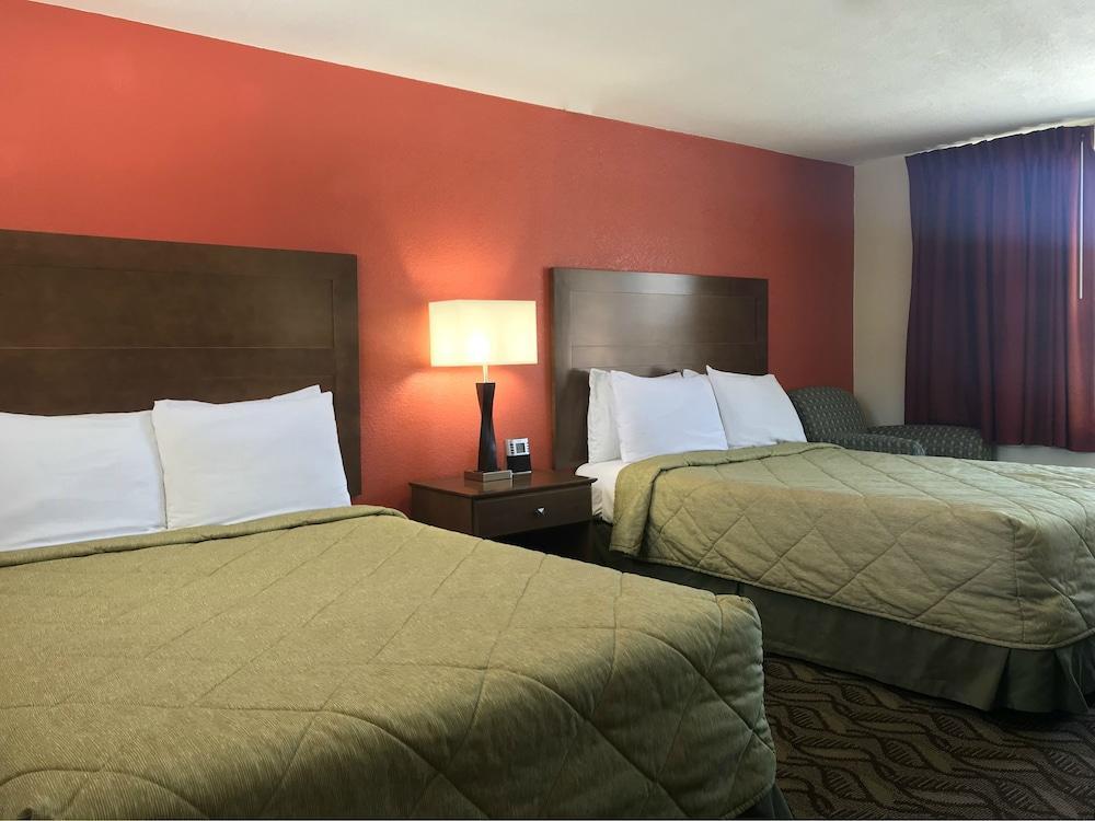Super 8 By Wyndham Greensburg Luaran gambar